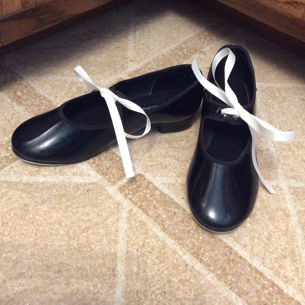 Spotlights Girls Tap Shoes, Black size 1 M
